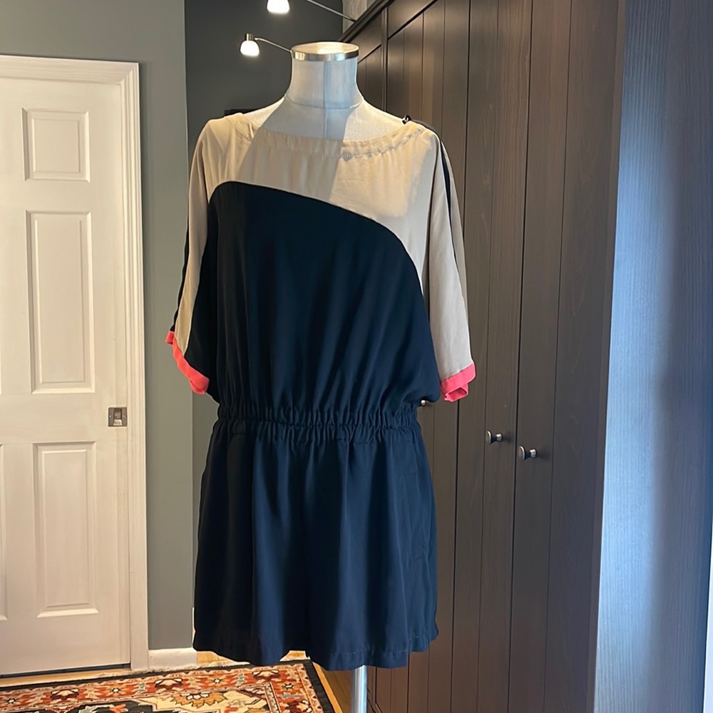 RACHEL ROY black and beige short romper XL